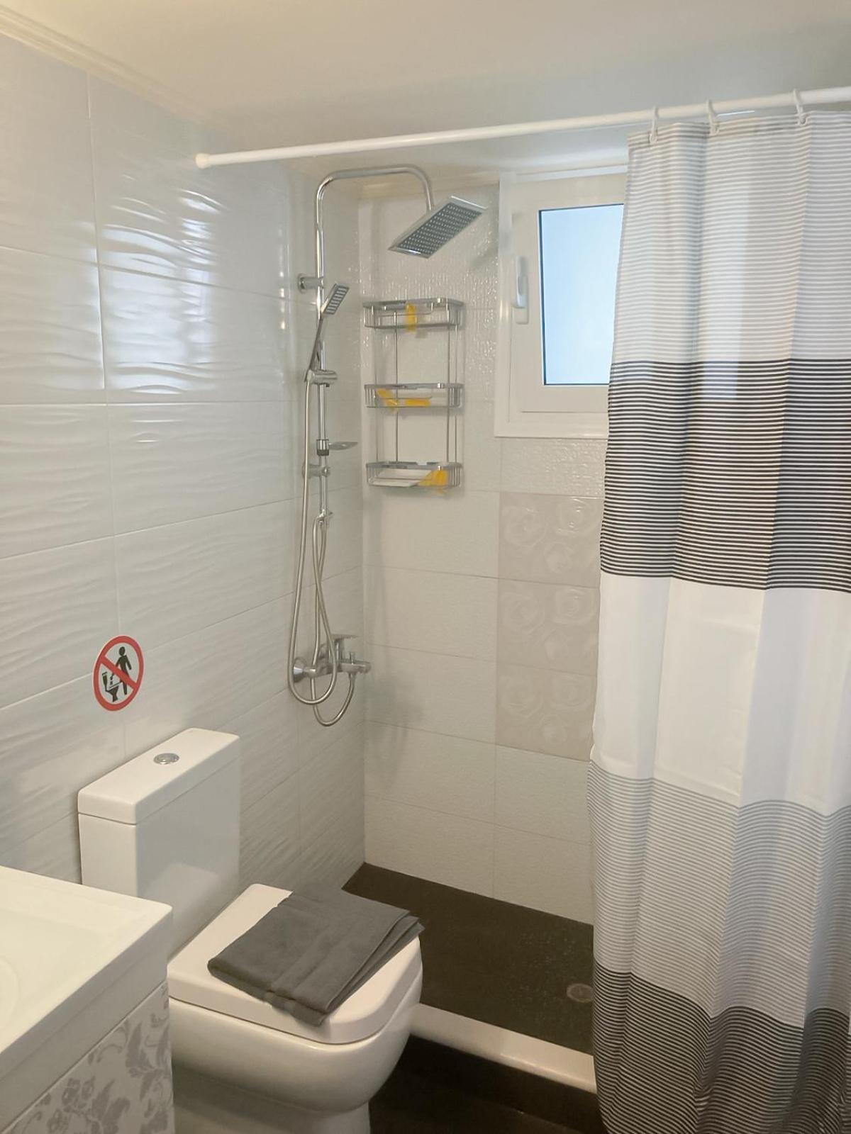 Sun N' Salt I Apartment Tolón 외부 사진